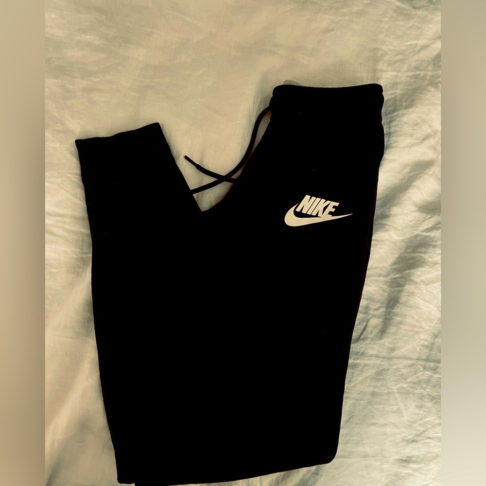 NIKE Joggers!!